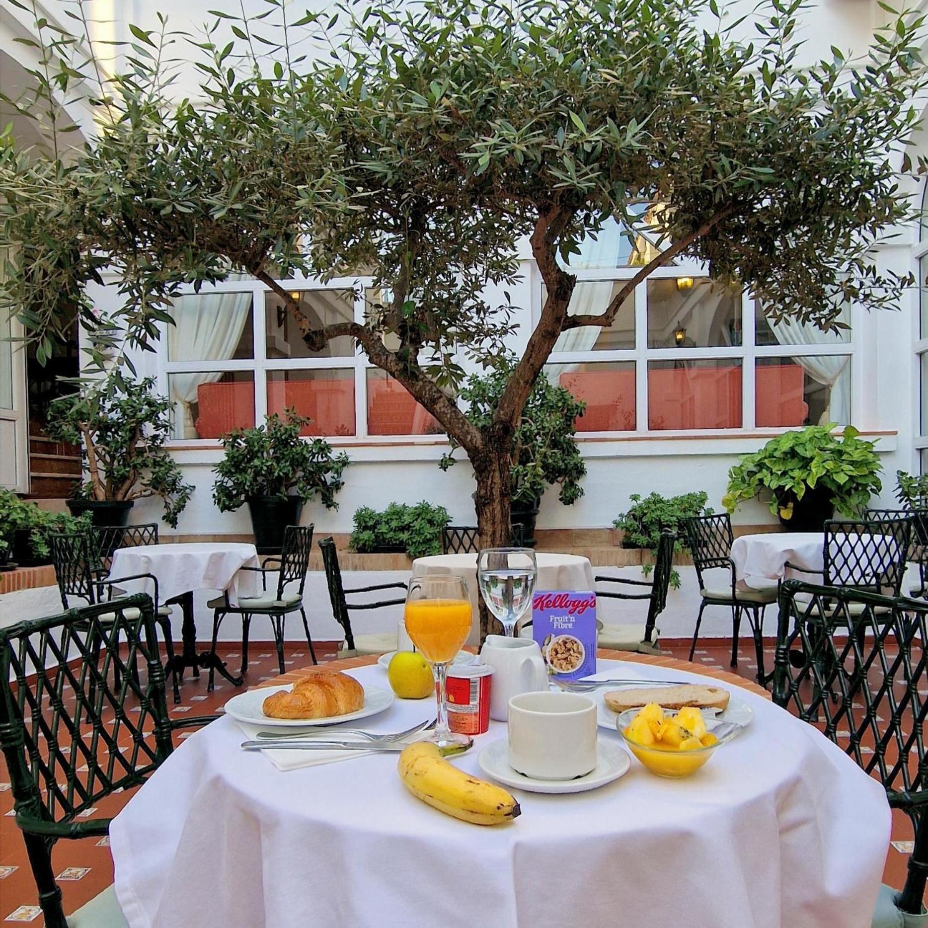 Olivos Hotel
