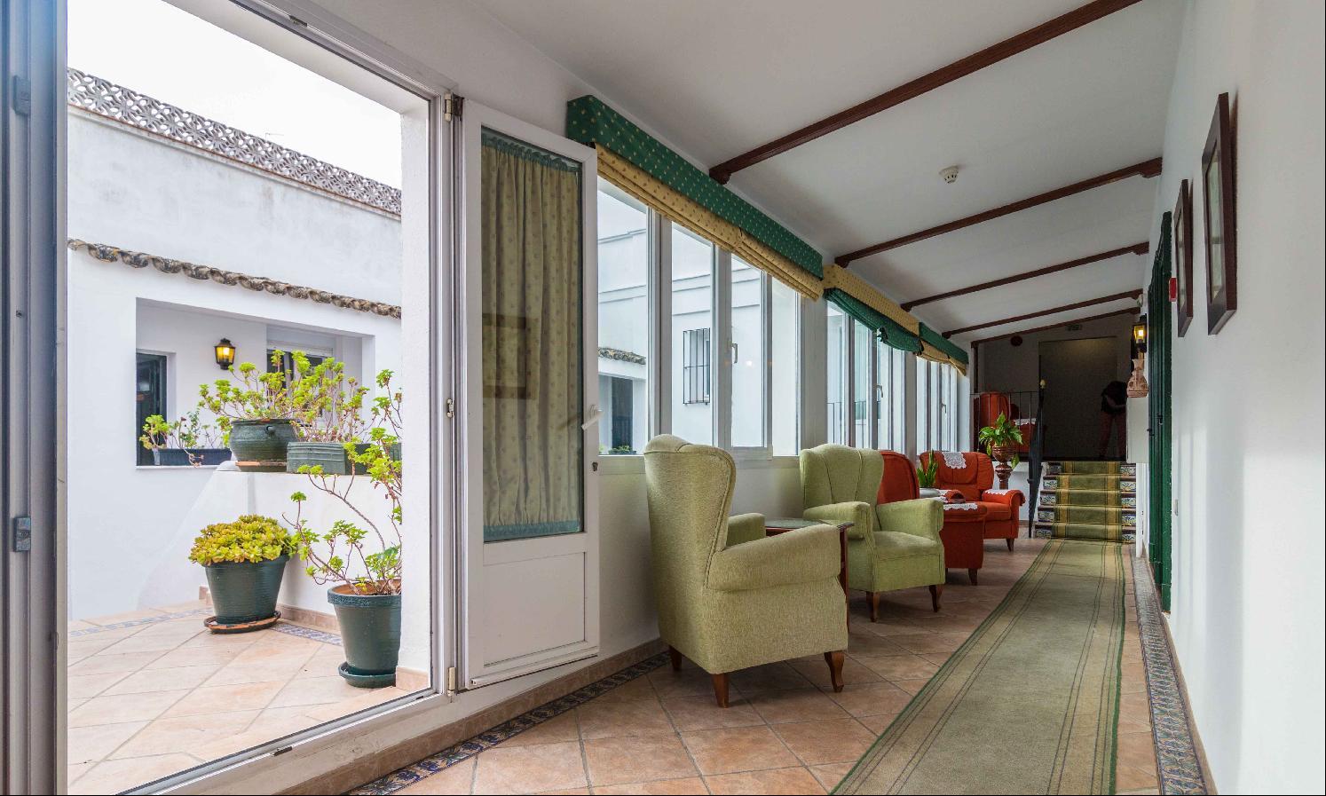 Olivos Hotel 3*